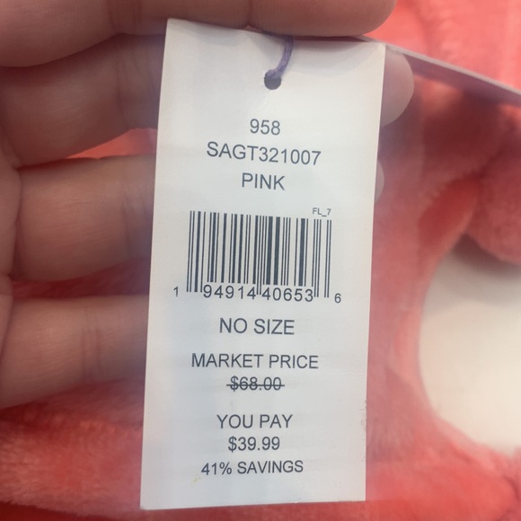 Jill💖Ally Pom Pom blanket - Picture 5 of 8